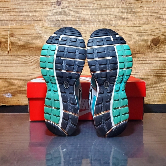 Nike Air Max - Picture 9 of 10